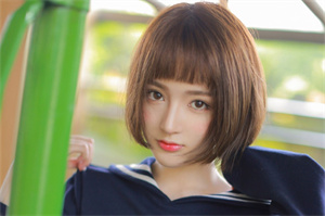 Establishing a healthy friendship in Shanghai： insights on the coexistence of men and women